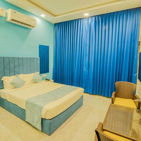 Seaborne Beach Resort オーロヴィル エクステリア 写真