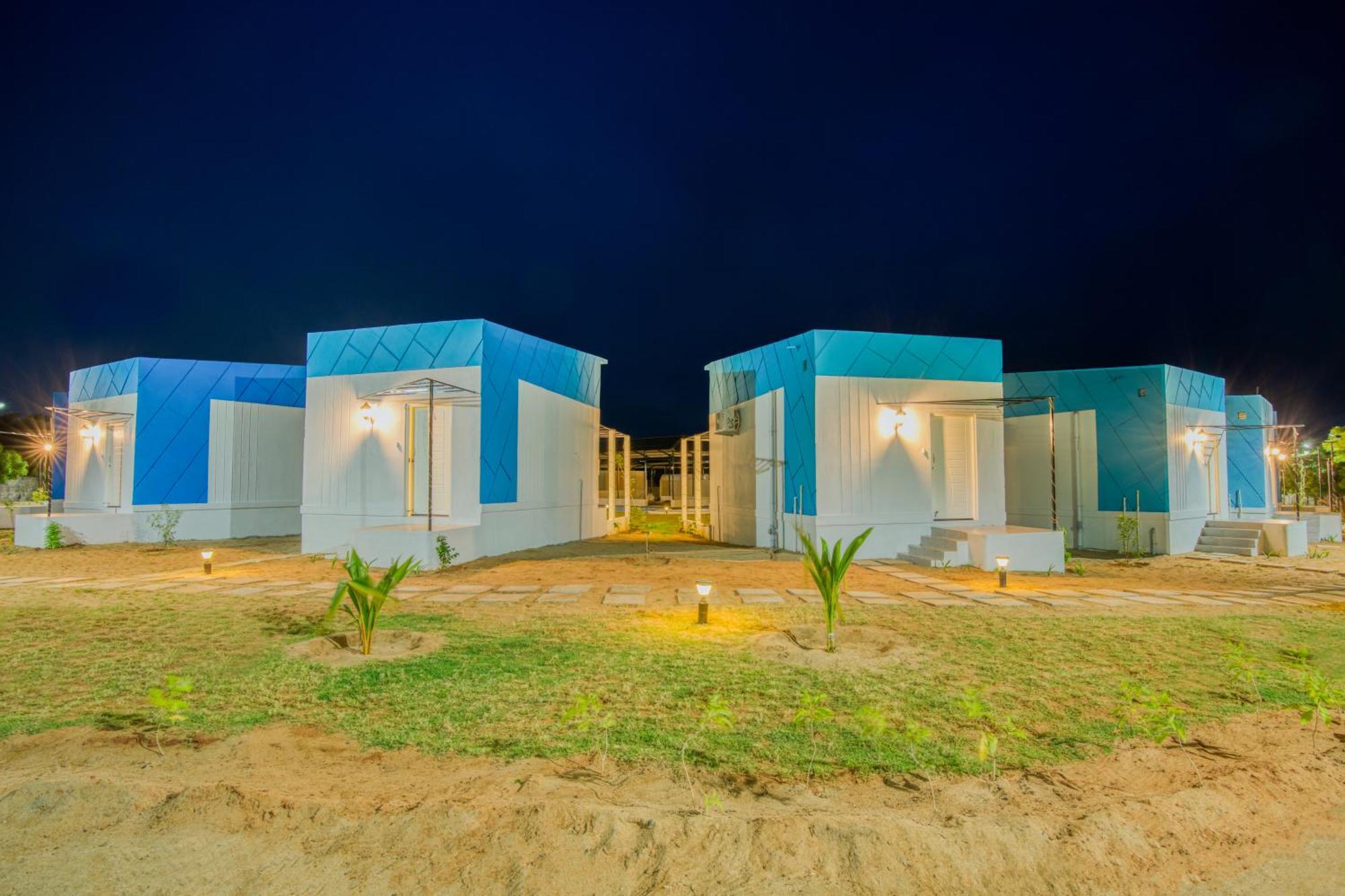 Seaborne Beach Resort オーロヴィル エクステリア 写真