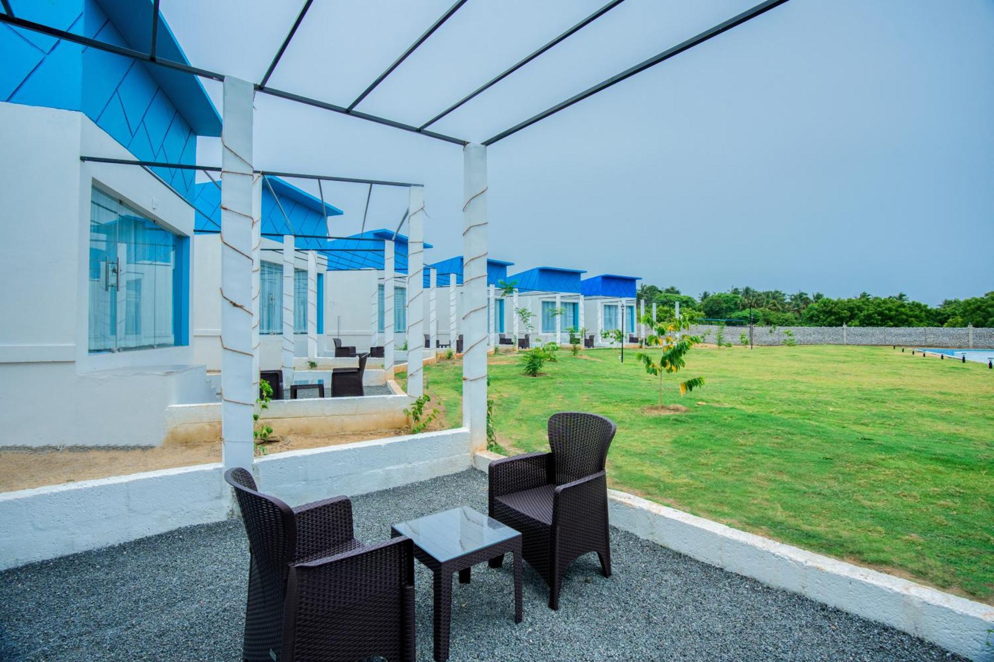 Seaborne Beach Resort オーロヴィル エクステリア 写真